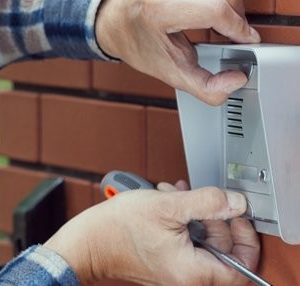 ΤΟΠΟΘΕΤΗΣΗ ΘΥΡΟΤΗΛΕΟΡΑΣΗΣ